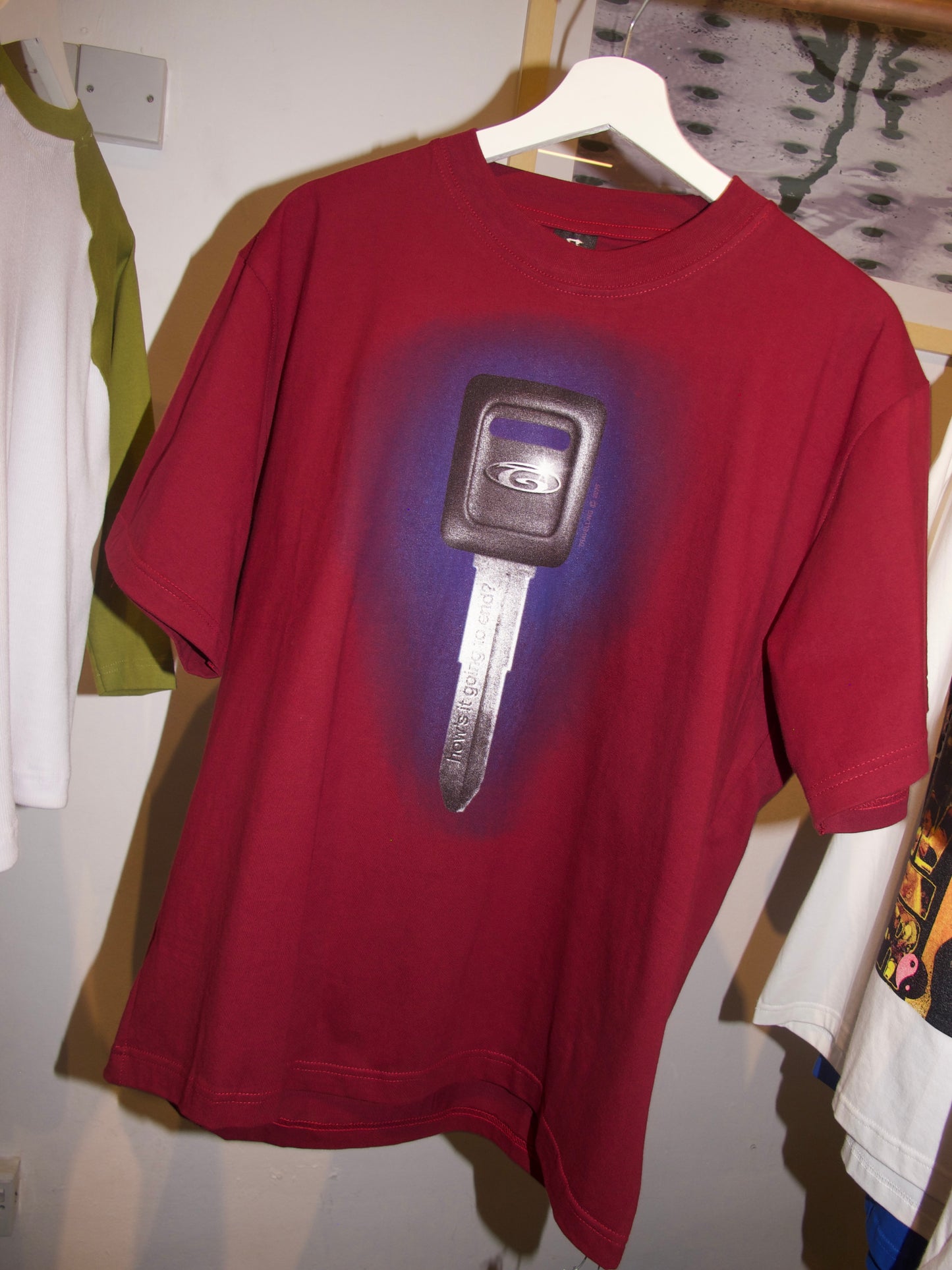IM ON TRAVELLING - A Key To Heaven Tee Maroon