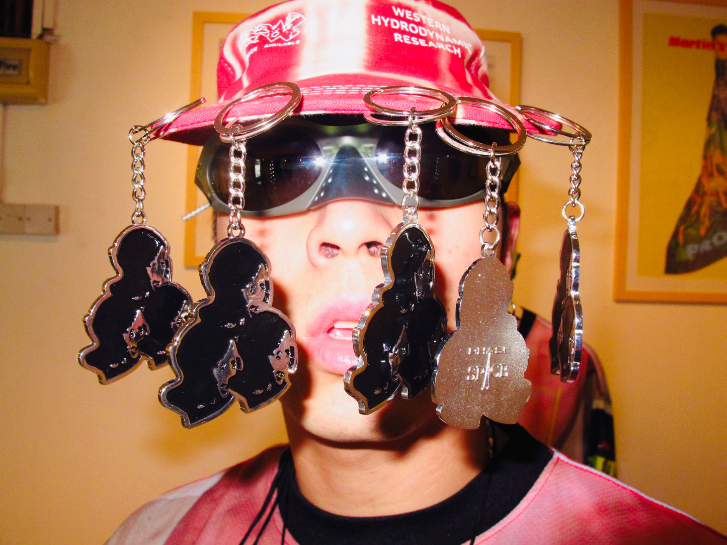 PHASE FACE KEYCHAIN