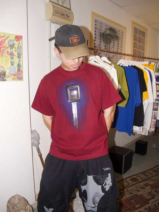 IM ON TRAVELLING - A Key To Heaven Tee Maroon